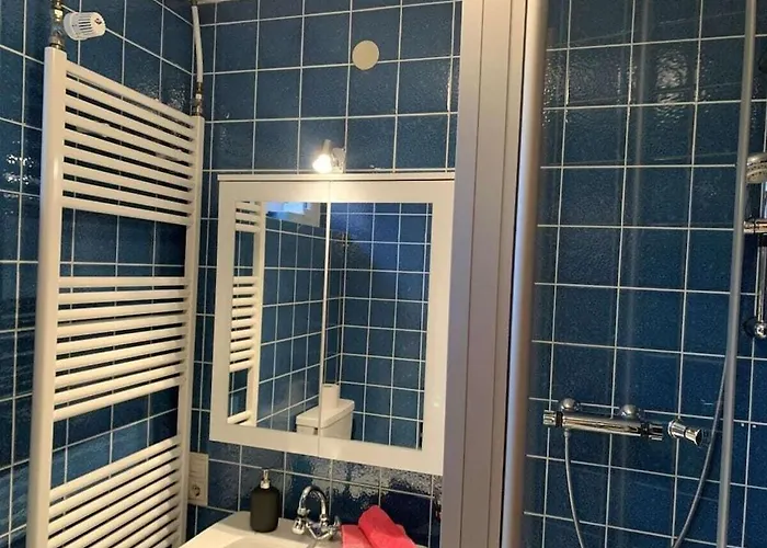 Holiday home In With Barbecue